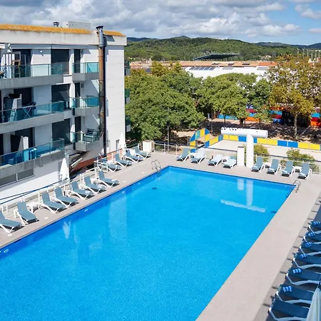 Ona Aparthotel 4*