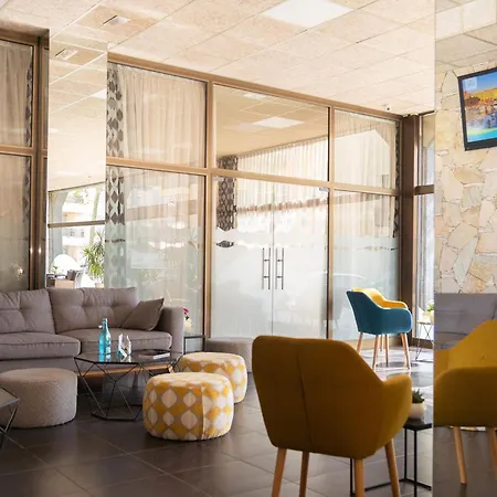 Aparthotel Ona