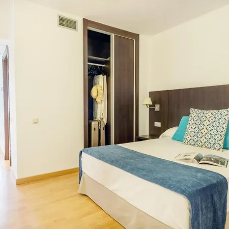 Ona Aparthotel 4*