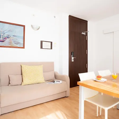 Aparthotel Ona 4*