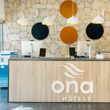 Apartahotel Ona