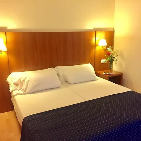 Ona 4*